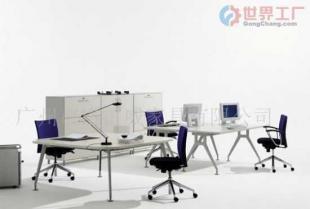 焕新办公空间 深度解析08新款屏风与现代办公美学